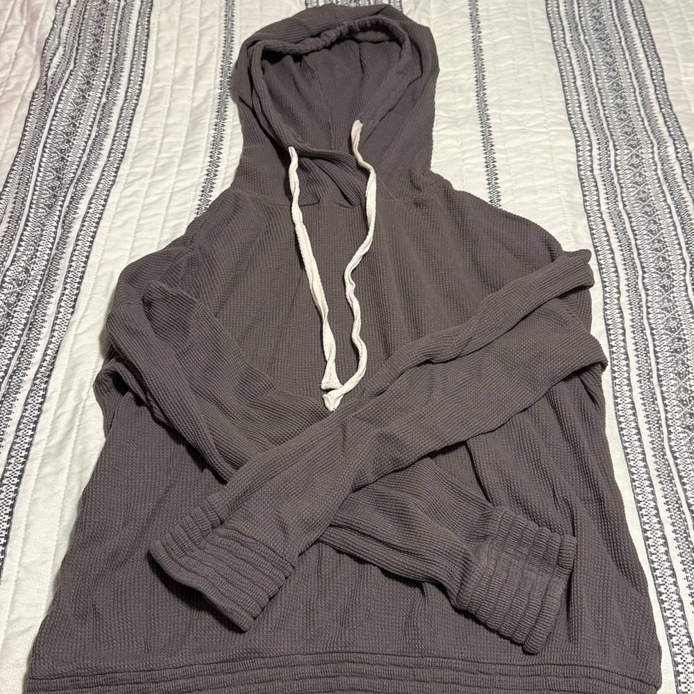 Pact Gray Waffle Knit Sweatshirt
